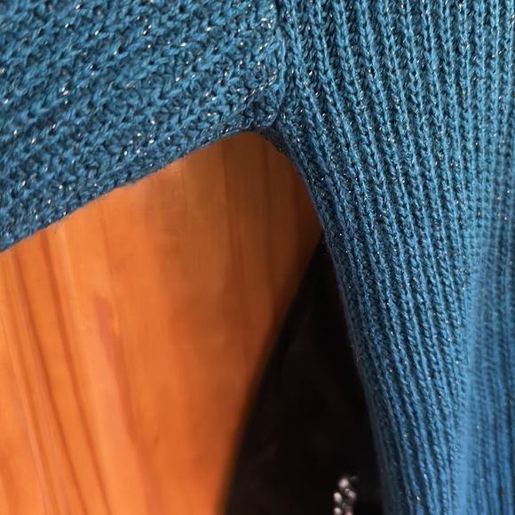 Teal sparkly sweater - Picture 4 of 7